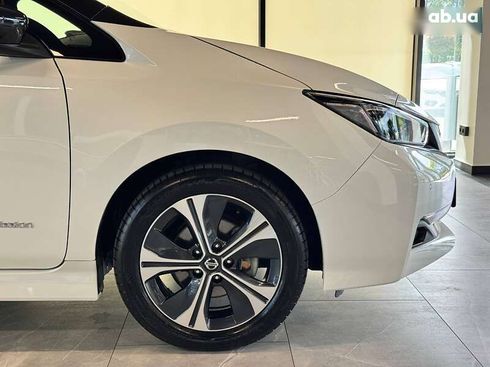 Nissan Leaf 2020 - фото 7