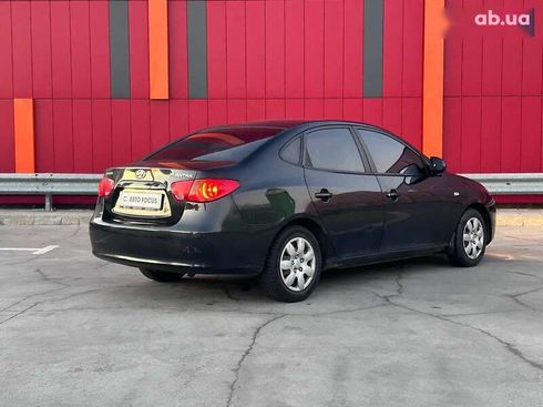 Hyundai Elantra 2008 - фото 8