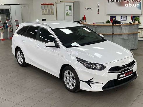 Kia Cee'd 2022 - фото 2