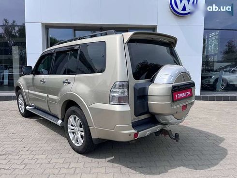 Mitsubishi Pajero 2012 - фото 6
