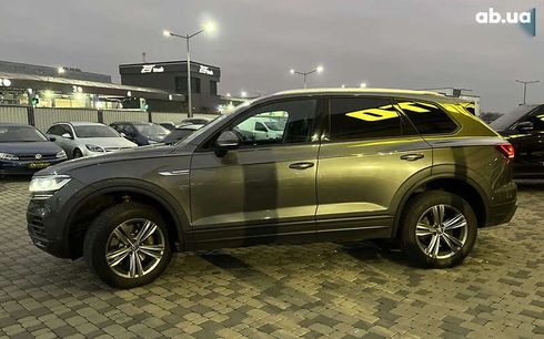 Volkswagen Touareg 2020 - фото 4