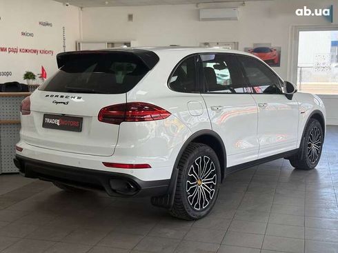 Porsche Cayenne 2015 - фото 14