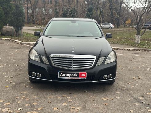 Mercedes-Benz E-Класс 2010 черный - фото 8