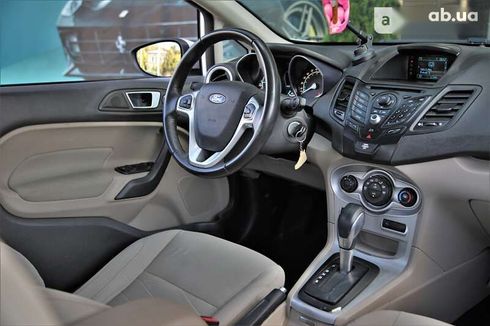 Ford Fiesta 2013 - фото 9