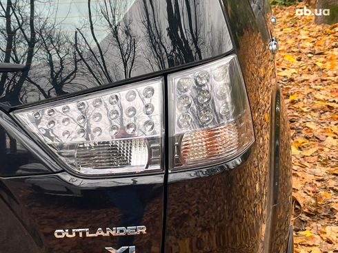 Mitsubishi Outlander XL 2008 черный - фото 11