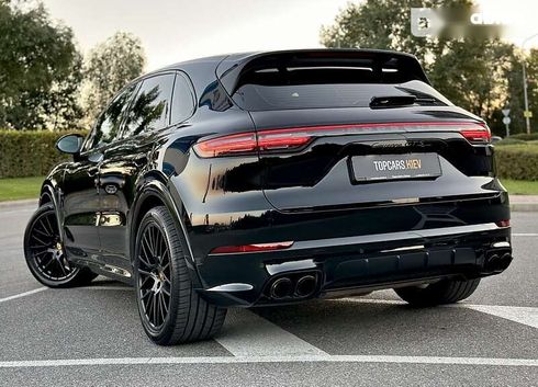 Porsche Cayenne 2022 - фото 14