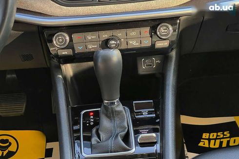 Jeep Compass 2021 - фото 14