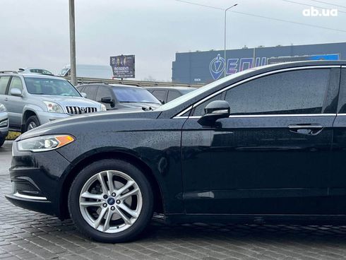 Ford Fusion 2018 черный - фото 3