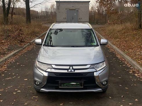 Mitsubishi Outlander 2015 - фото 2