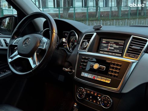 Mercedes-Benz M-Класс 2013 черный - фото 131
