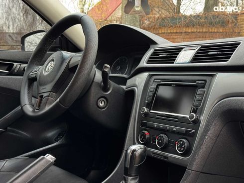 Volkswagen Passat 2013 белый - фото 28