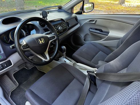 Honda Insight 2009 красный - фото 18