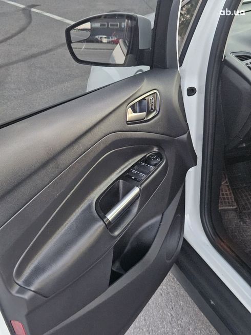 Ford C-Max 2017 белый - фото 19