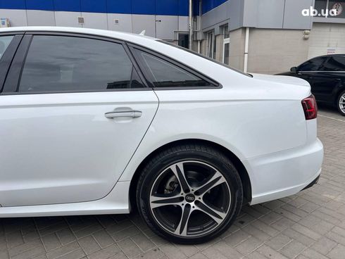 Audi A6 2016 белый - фото 9