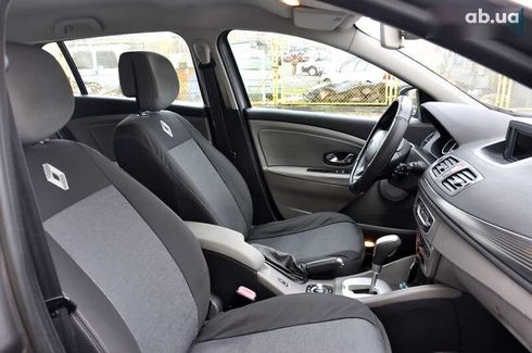 Renault Megane 2011 - фото 28