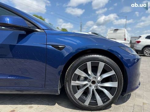 Tesla Model 3 2024 - фото 12