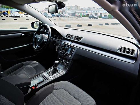 Volkswagen Passat 2012 - фото 19
