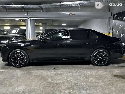 BMW 7 серия 2023 - фото 13