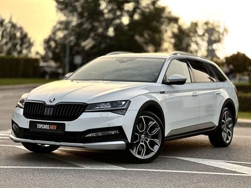 Skoda Superb 2020 - фото 19