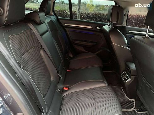 Renault Megane 2017 - фото 26