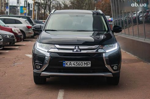 Mitsubishi Outlander 2018 - фото 7