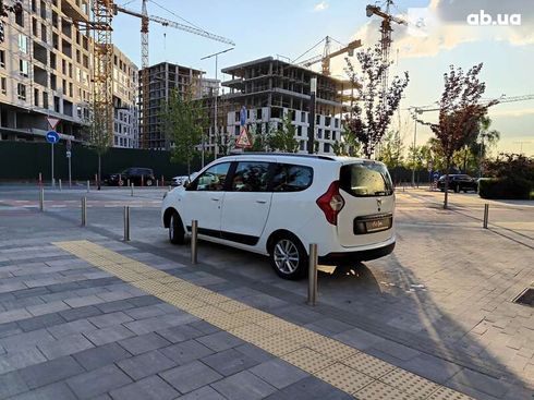Dacia Lodgy 2017 - фото 9