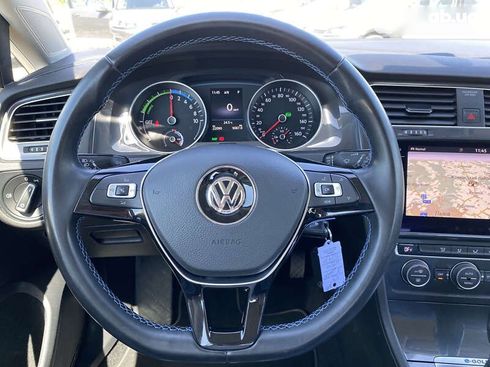 Volkswagen e-Golf 2020 - фото 23