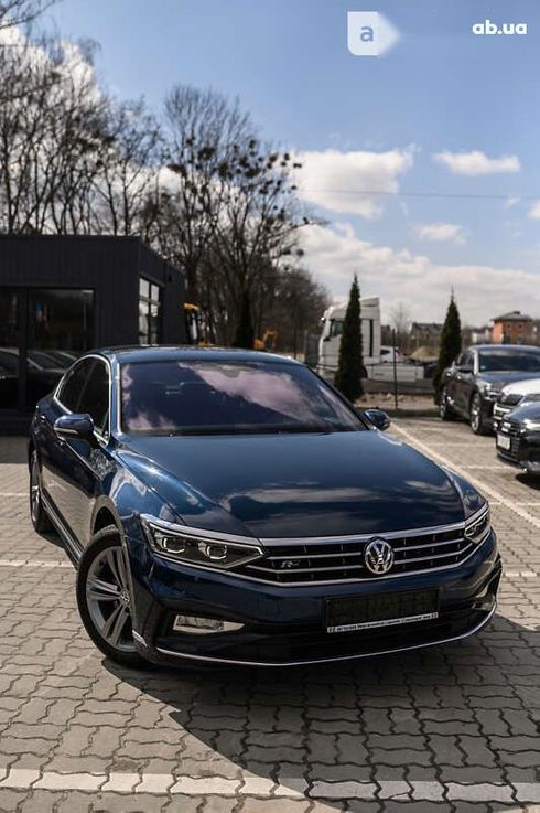 Volkswagen Passat 2019 - фото 13