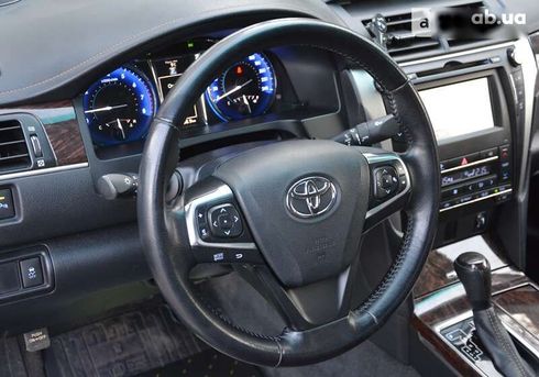 Toyota Camry 2016 - фото 13