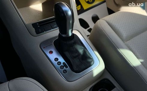 Volkswagen Tiguan 2010 - фото 14