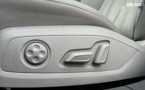Audi A4 2020 - фото 23
