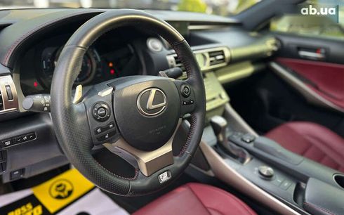 Lexus IS 2015 - фото 21