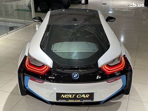 BMW i8 2014 - фото 6