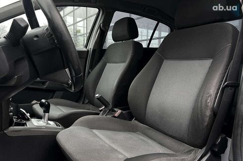 Opel Astra 2005 - фото 13