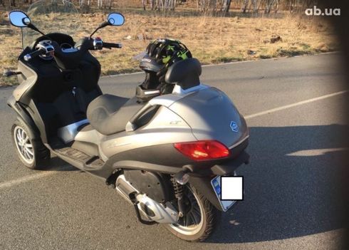 Piaggio Mp3 2011 серебристый - фото 4