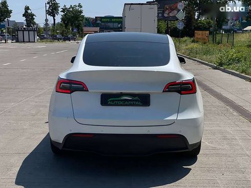 Tesla Model Y 2021 - фото 12