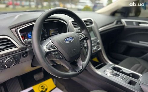 Ford Fusion 2019 - фото 20