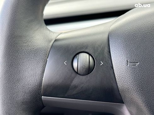 Tesla Model 3 2019 красный - фото 22