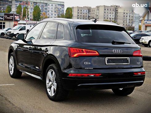 Audi Q5 2018 - фото 4