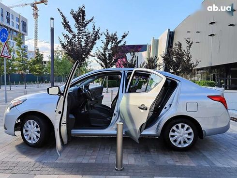 Nissan Versa 2016 - фото 10