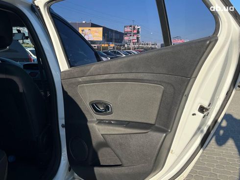 Renault Megane 2016 белый - фото 24