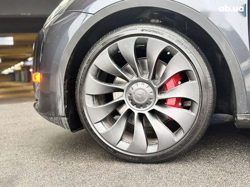 Tesla Model Y 2024 - фото 12