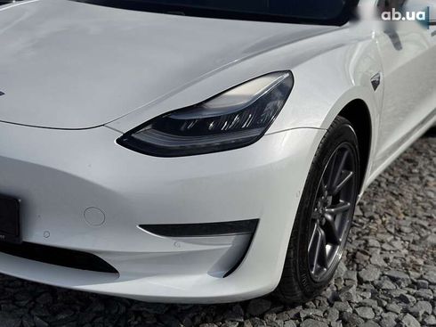 Tesla Model 3 2020 - фото 19