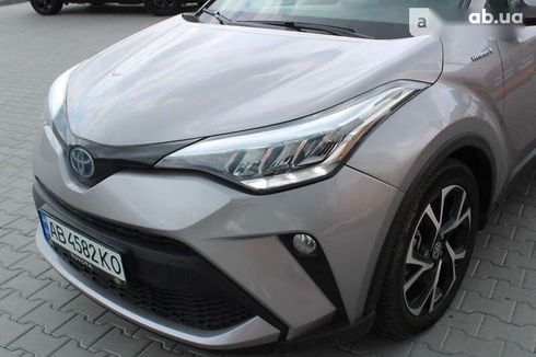 Toyota C-HR 2019 - фото 20