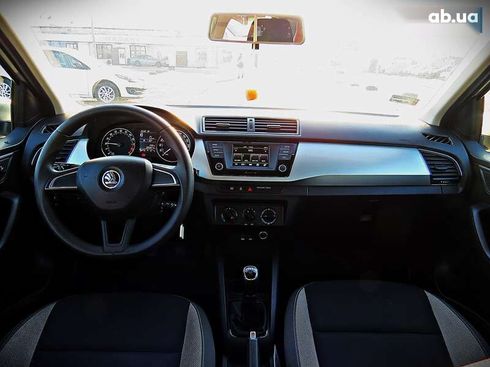 Skoda Fabia 2016 - фото 13