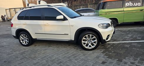 BMW X5 M 2011 белый - фото 10