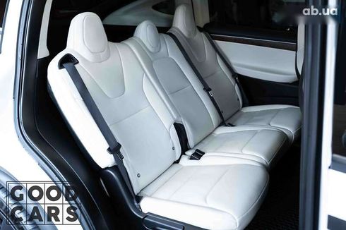 Tesla Model X 2017 - фото 12