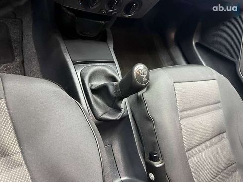 Skoda Fabia 2004 - фото 11