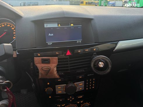 Opel Astra 2007 черный - фото 17
