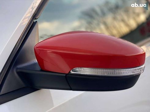 Volkswagen Beetle 2017 - фото 18